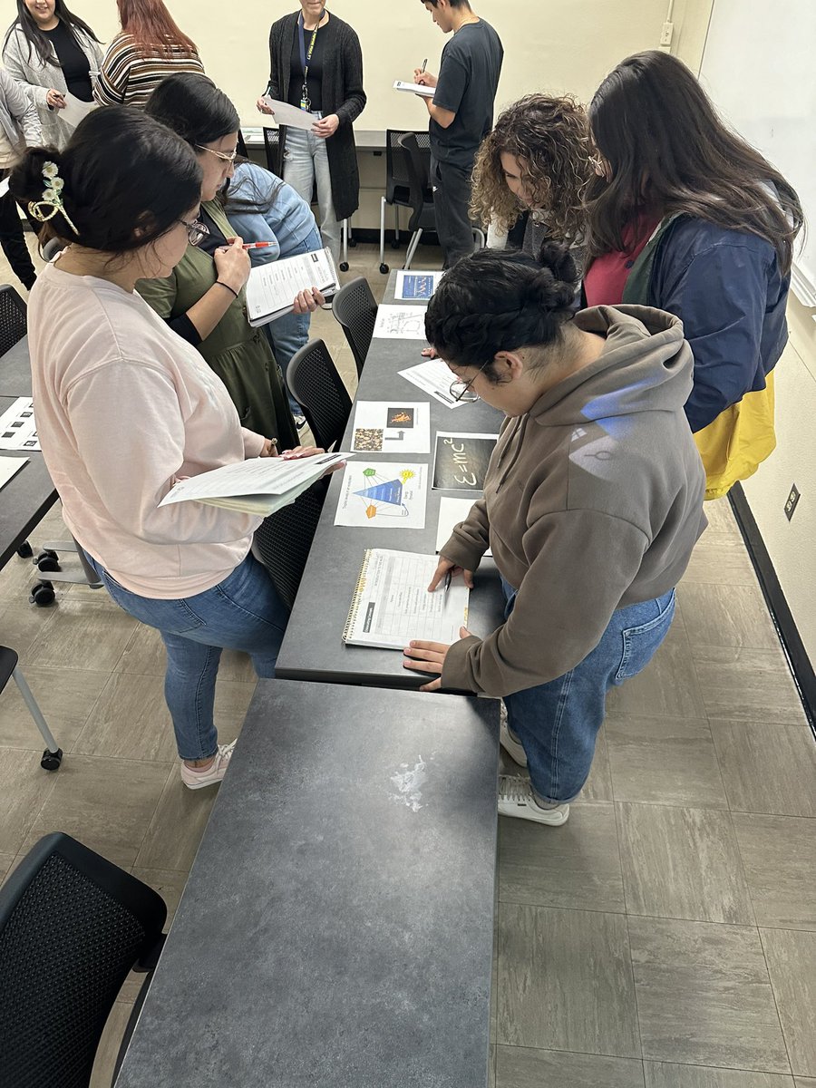 teachsci8's tweet photo. Preservice teachers making sense of the #ngss crosscutting concepts. This is how we want students to think about science. #csubedel5500 #csubted https://t.co/CcWpuJSEI6