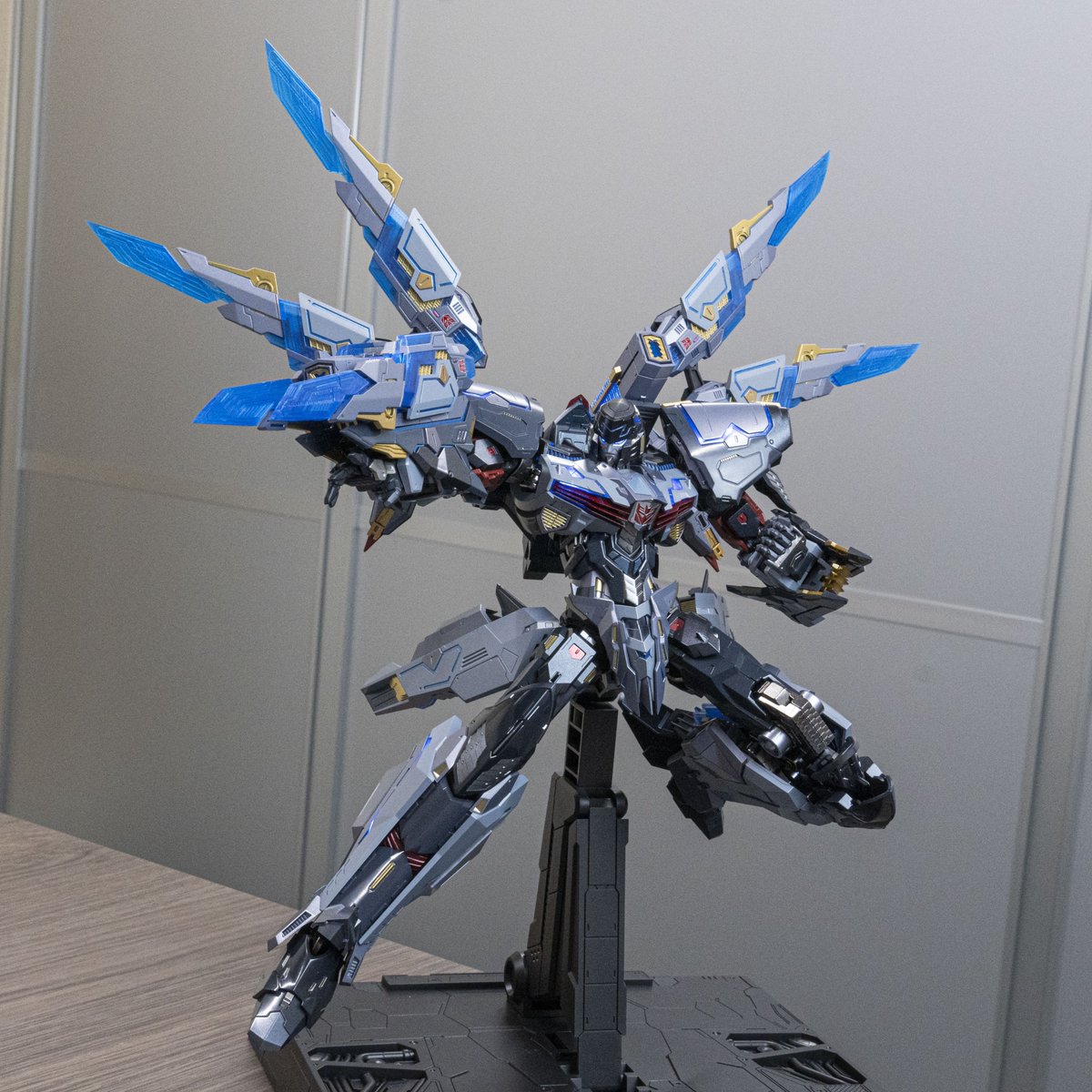 ◤◢◤予約受付中◢◤◢ #鉄機巧 『SGメガトロン』 専用台座が付属 