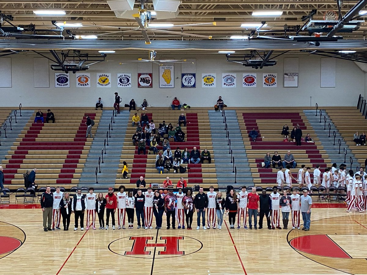 Thank you to our 9 amazing seniors. Their LEGACY will live on forever 

Ethan Blackmore
Lucas Crosby
Jeff Cruickshank
Matt Krueger
Jacob Pociecha
Carter Schaap
Omare Segarra
Ryan Sweeney
Bryce Walker