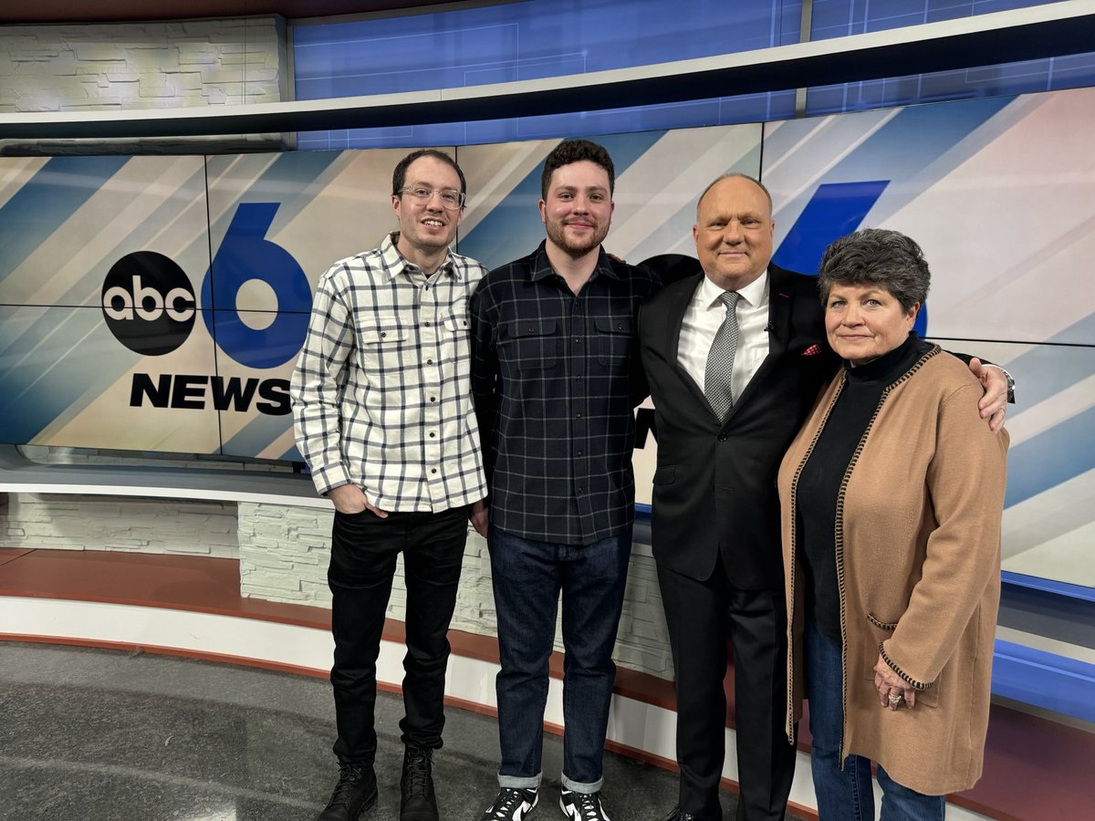 Clay Hall tweet media