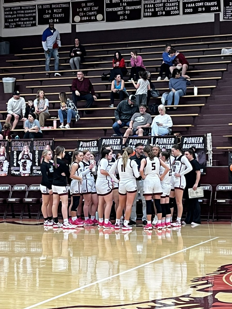 MaroonMadnesss's tweet photo. What a great W and an awesome birthday gift for Coach Tevebaugh! 

Lady Pioneers 56
Prairie Grove 31
Final https://t.co/K1VfMSKUa2