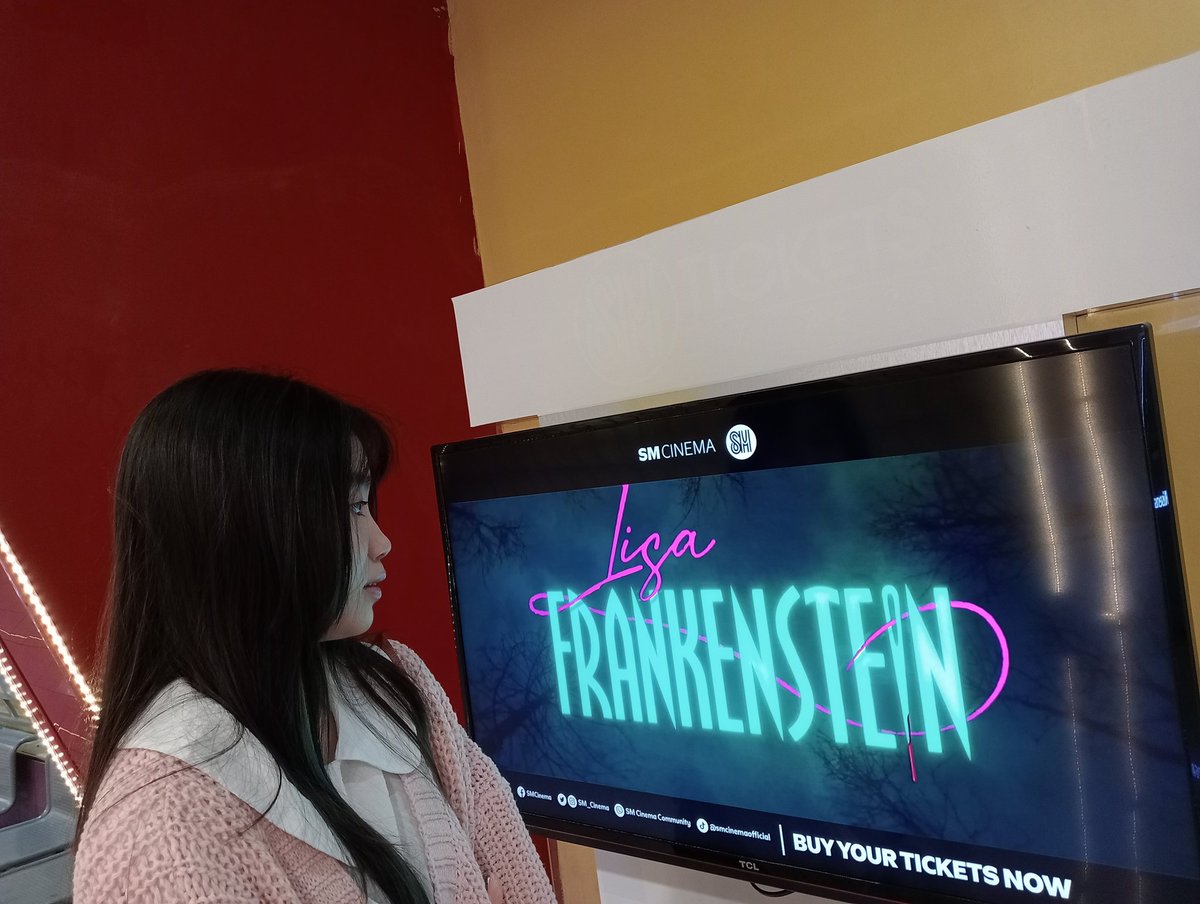 watching LF now ❤️
 #LisaFrankenstein 
 #LizaSoberano