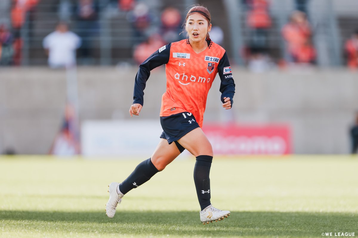 井上綾香 選手、仲田歩夢 選手 「WEリーグ通算50試合出場