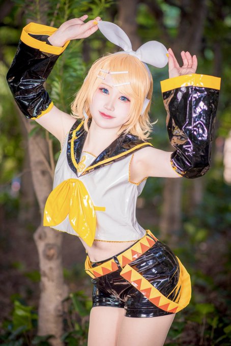 Twitterのコスプレ画像15