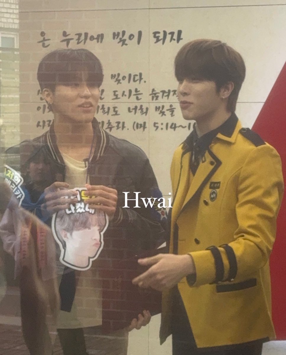 sjhfilters's tweet photo. IKSAN BOYS 🐮🐺
©hwan_ssoj #소정환 #SOJUNGHWAN https://t.co/zEWQptrGTo