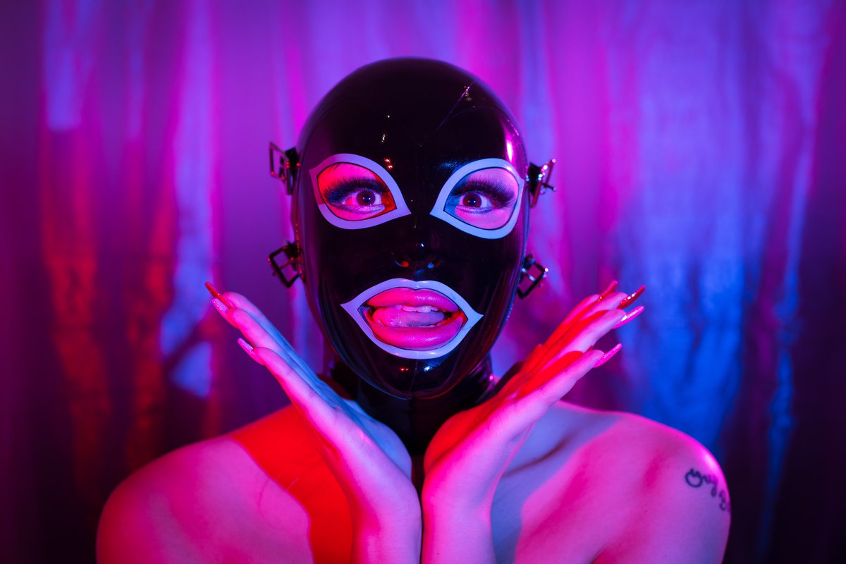 Nēa "Dracula" Ching tweet media