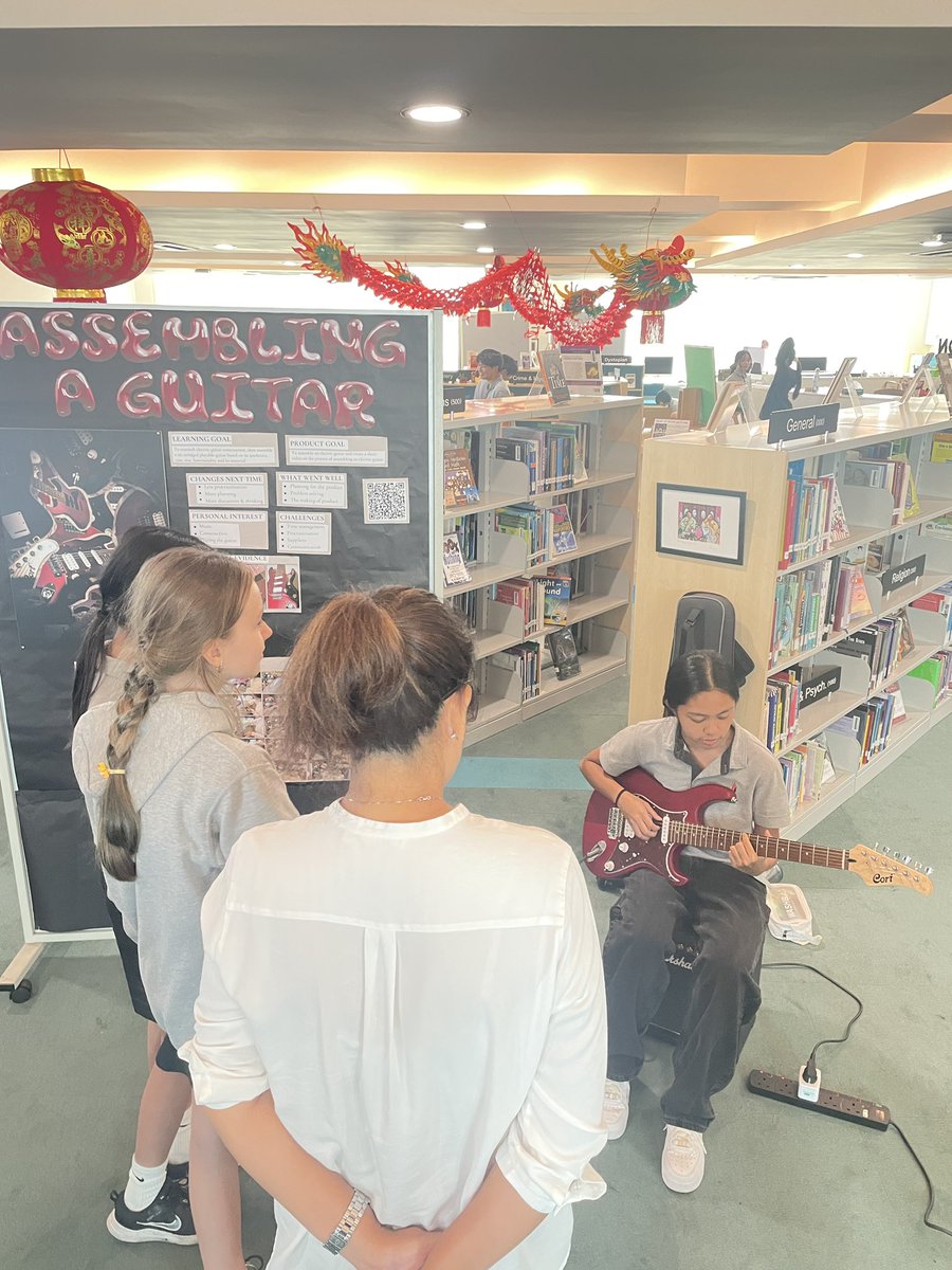 Nicola_EduCoach's tweet image. Grade 10 exhibited their #PersonalProjects to the IGBIS community this week. Such a huge amount of inquiry, agency and action being celebrated on Level 6 at @IGBintschool.