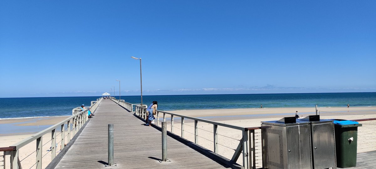 thanksgenie's tweet photo. Morning run at the beach 
Loving sunny Aus 🇦🇺 https://t.co/08RRdQsH8K