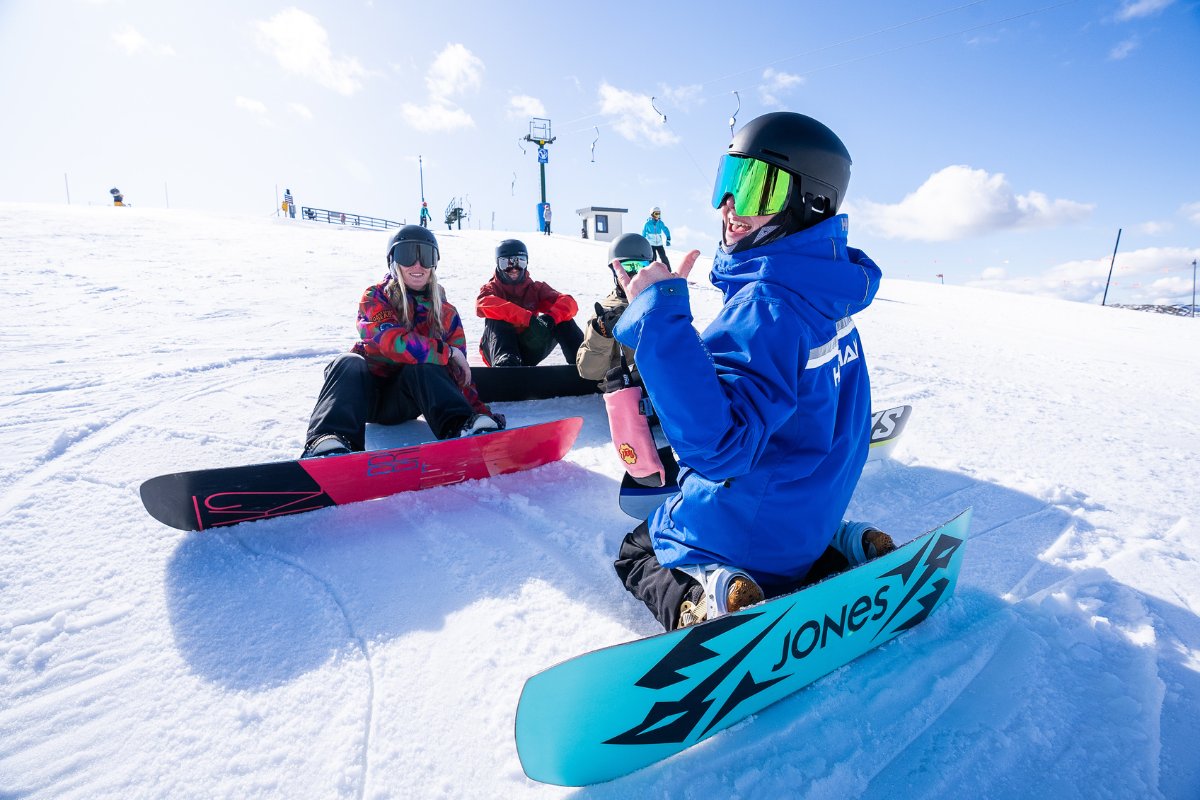 We’re hiring for the 2024 snow season! If you’re up for adventure, work where you play and make Australia’s highest alpine village home this winter. Check out the huge range of roles available, learn about the great benefits and apply now 👉 bit.ly/HothamJobs24