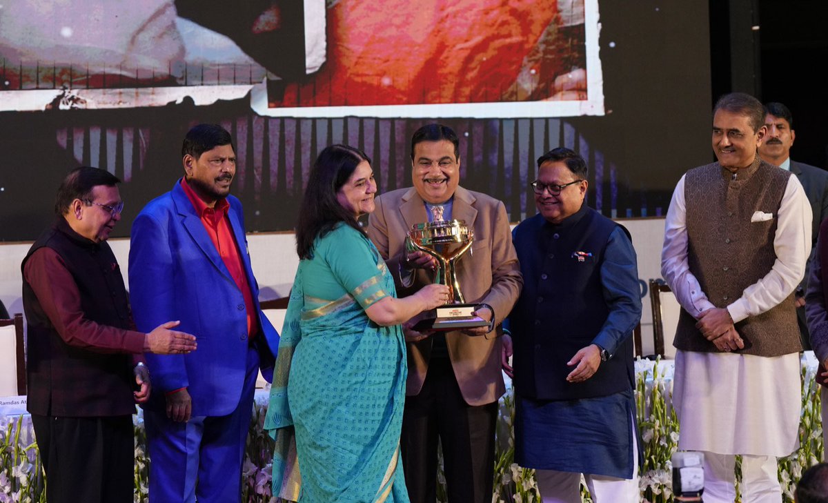 Humbled to be honoured with the Lifetime Achievement Award at the #LokmatParliamentaryAwards2023. I take this opportunity to acknowledge the immense responsibility that comes with the privilege of serving the nation.