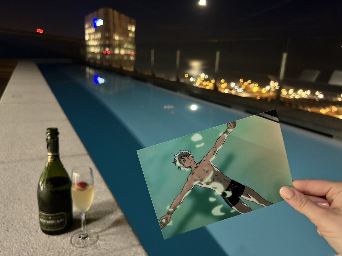 RJsDadSeokjin's tweet photo. real locations from the barcelona episodes of yuri on ice (a thread)!

or that time i printed 82 yoi photos and asked my coworkers and husband to help me recreate them https://t.co/wptHvBGVKY