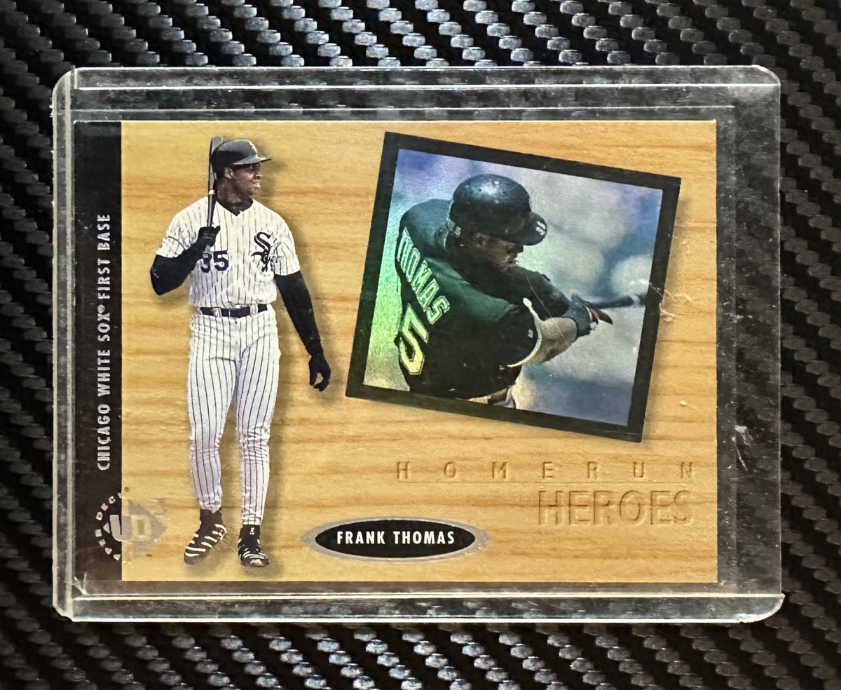 YeahThoseCards's tweet photo. Day 6
#FrankFebruary plus Freddie Freeman
#PCFebruary #bighurt #frankthomas @whitesox @freddiefreeman5 #freddiefreeman #ud3 #upperdeck #bowmanplatinum #sportscards #whodoyoucollect #thehobby https://t.co/MfweEyG7HC