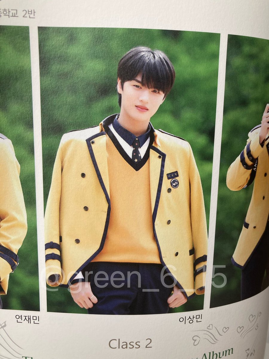 아는 동생이 보내준 은호 졸업사진🫶🏻🫶🏻

#루네이트 #지은호