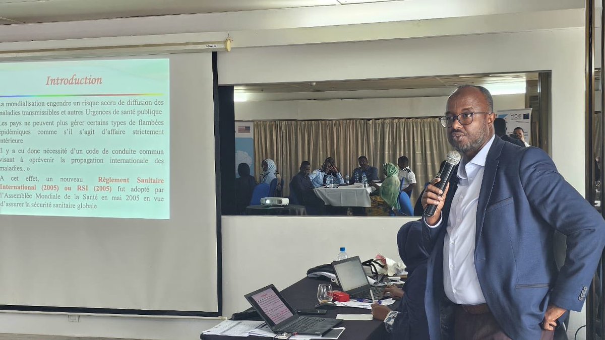 YDarar's tweet photo. Formation sur la gestion des dépouilles mortelles au regards du Règlement Sanitaire International mise en place par l’institut de santé publique avec l’OIM ⁦@InstitutInspd⁩ @oim ⁦@WHODjibouti⁩ ⁦@MinSantedj⁩ ⁦@IGADsecretariat⁩ ⁦@AFENETAfrica⁩ https://t.co/hKygGF1NVS