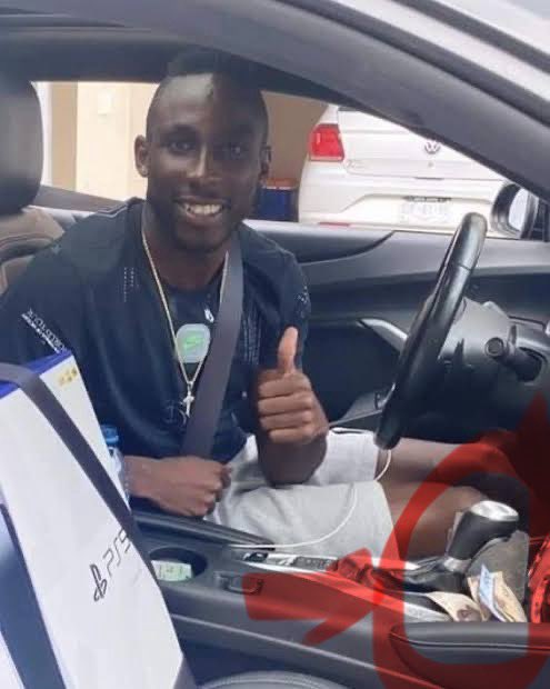 El Real Estelí vale justo la morraya que trae Julián Quiñones en su carro , y aún así humilló al América en la #Concachangos 🙊

#DatoCertero #ElCampeónDeMéxico😂#RealEstelí más grande que <a href="/TigresOficial/">Club Tigres 🐯</a> 

#America #CONCACAF #Concachampions