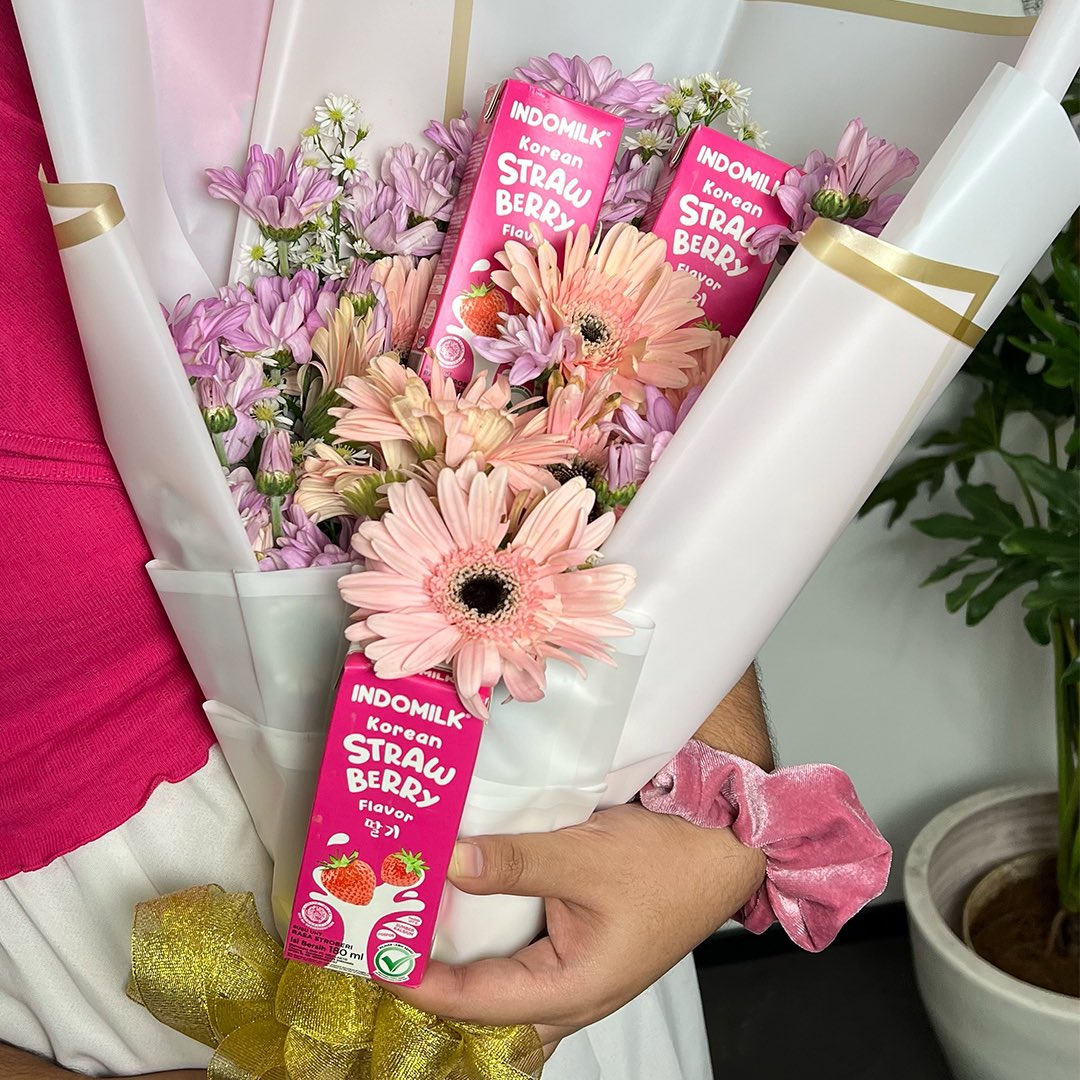 indomilkyourway's tweet photo. Perfect valentine’s gift doesn’t exist—- https://t.co/X31AqSY1DD