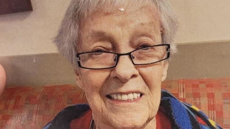 CHATNewsToday's tweet photo. Medicine Hat police request urgent help finding elderly woman, search and rescue called https://t.co/ApVEMs8px9 https://t.co/LYVJXQzzqz