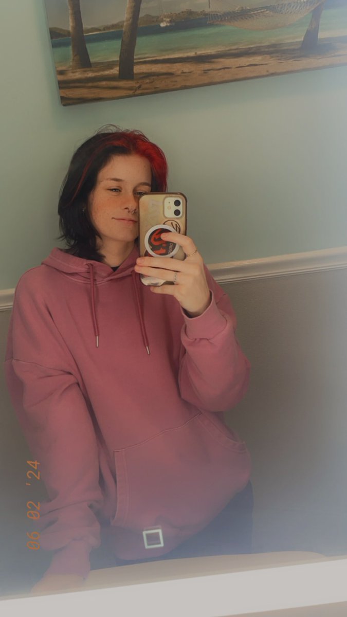Goddess__Ashe's tweet photo. which one of you subs wants to pay my bar tab to show your worth 

paypig / findom / cashcow /paypiggieswanted / cashdrain /humanatm /humanwallet / https://t.co/CHFDt7JjTl