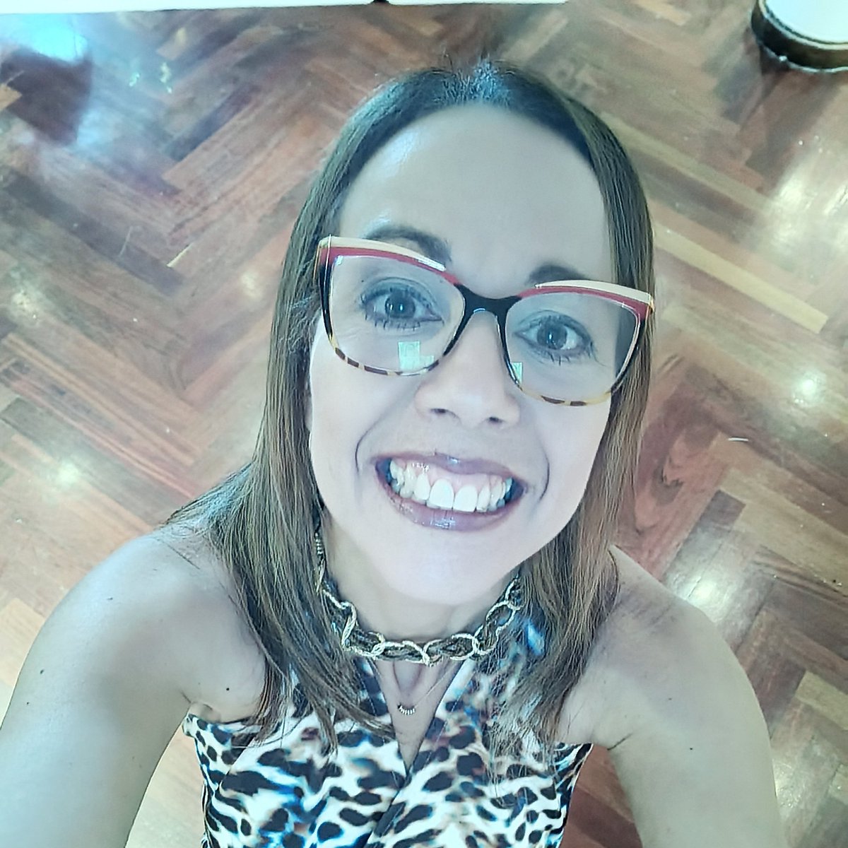 trinity19's tweet photo. #NuevaFotoDePerfil https://t.co/kCpajrkvCy