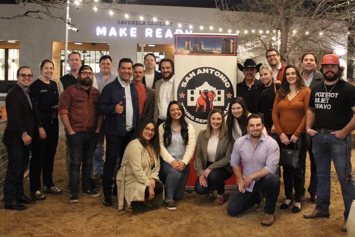 We had a great time tonight with the San Antonio Young Republicans!  Catch them again next month on the first Tuesday!  

Shout out to <a href="/lukemaciastx/">Luke Macias</a> and <a href="/VictorAvilaTX/">Victor Avila</a> for joining us!

<a href="/YRSanAntonio/">San Antonio Young Republican Club</a> <a href="/BexarGOP/">Republican Party of Bexar County</a> <a href="/TexasGOP/">Texas GOP</a>