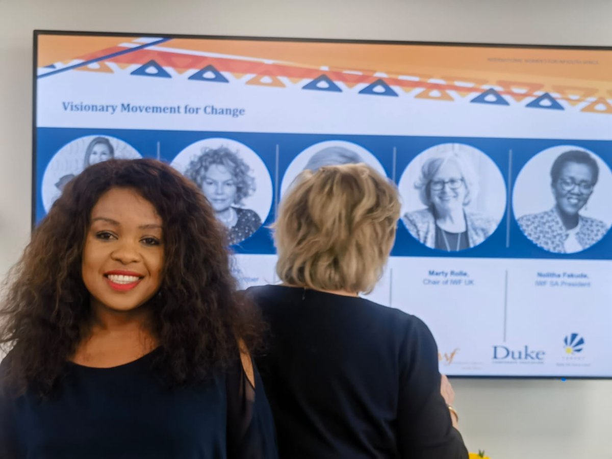 UJComAcc's tweet photo. Update: Dr. Lethiwe Nzama-Sithole, our Deputy Head, completed an Executive Leadership Programme in London, UK! Sponsored by Fasset and facilitated by Duke Corporate Education, enhancing our department's leadership vision. Congratulations! #LeadershipDevelopment #ujdca #UJComAcc https://t.co/zdtcIHCuEY