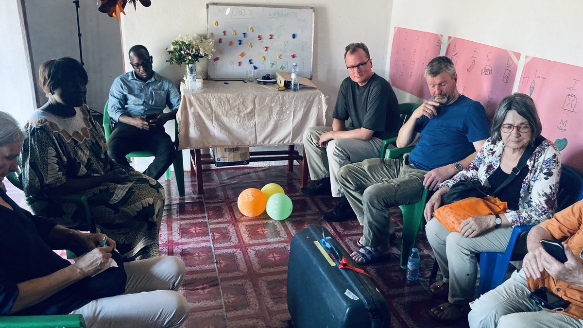 Aropcic's tweet photo. One world Shop members from Germany visit to Gift and Hope Playroom in Kiryandongo refugee campsite in Uganda #ssot #uganda #educacion #children https://t.co/porUr03UmP