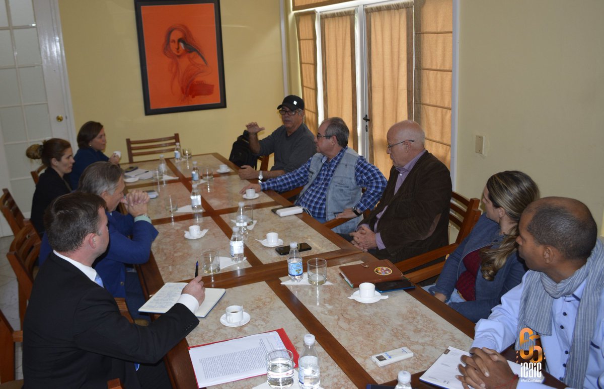 La presidencia del #Icaic y la Dirección de Relaciones Internacionales del #Mincult, en reunión de trabajo con el embajador de Rusia en Cuba, acordaron la donación al país de la Colección de Oro de los Estudios Mosfilm. 
#PorElCineCubano #65ICAIC #NadaNosDetiene #CubaEsCultura