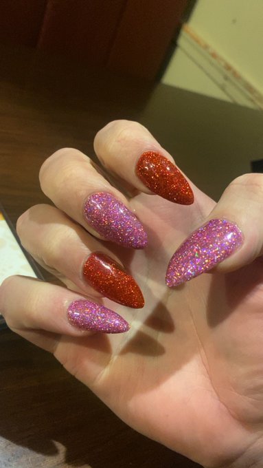 Valentine&rsquo;s Day Nails 💅 ❤️❤️💜💜 https://t.co/mr4BuQ0YMM<a href="/tag/bbw"class="tags"><span>#bbw</span></a><a href="/tag/massage"class="tags"><span>#massage</span></a><a href="/tag/trans"class="tags"><span>#trans</span></a><a href="/tag/contentcreater"class="tags"><span>#contentcreater</span></a>