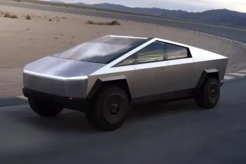 LucasBr24481006's tweet image. Space for your stuff, space for your crew. The #Cybertruck's bed is bigger than some apartments. #PartyOnWheels