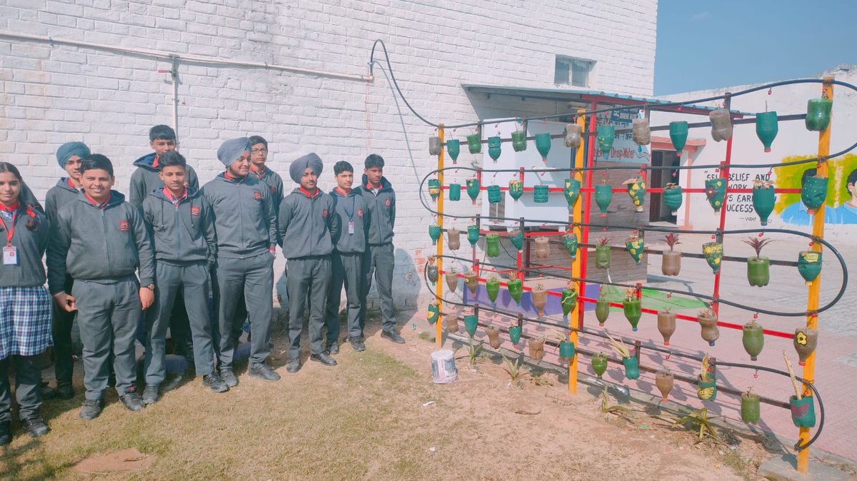 #PMSHRI @kvkapurthala installed #DripIrrigationSystem in vidyalaya premises to educate students about new irrigation technology to save water @KVS_HQ @dpradhanbjp @EduMinOfIndia @PMOIndia @icarindia @narendramodi