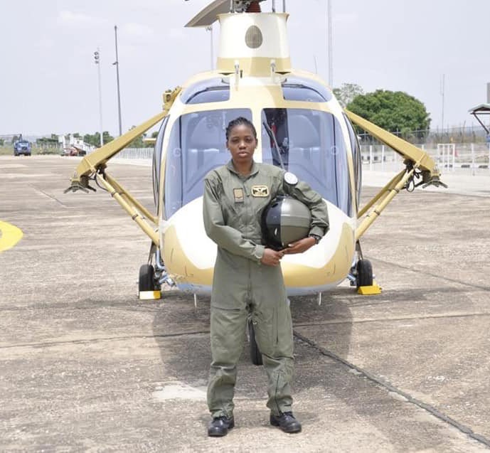 ChuksEricE's tweet photo. Last two years, Tinubu & his gangs used Donald Duke's childhood picture as “Younger Tinubu” 4 his documentary, Last year, they stole & photoshopped Ebuka's picture to prove that Tinubu is healthy & energetic, This year again Tinubu and his gangs used Late Flying officer Tolulope Arotile picture to do portrait.
Everything about this man is fake🤦
