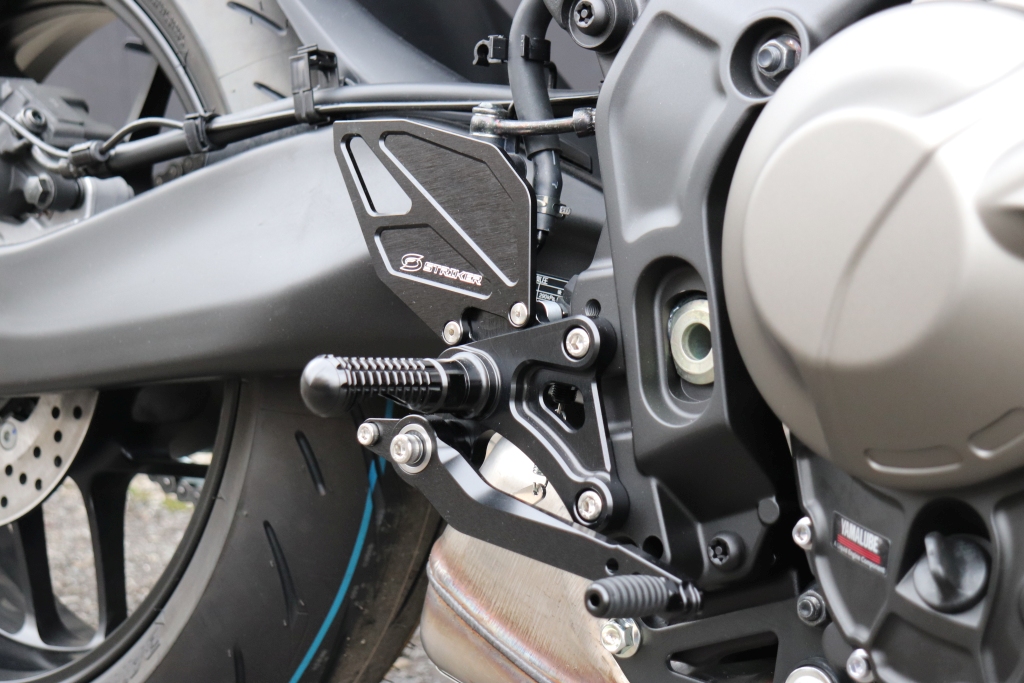 striker_jp's tweet photo. #Striker FORTI STEP KIT
#Yamaha `22 #XSR900 適合追加となります!
NewConcept!全くの新しいMODELとして開発したNewSeries!
製品詳細は下記のURLよりご確認ください。
https://t.co/tunZlOANhK
好評発売中!
ご注文お待ちしております。
#fortistepkit #stepkit #backstep #ストライカー https://t.co/aAxrCzvBru
