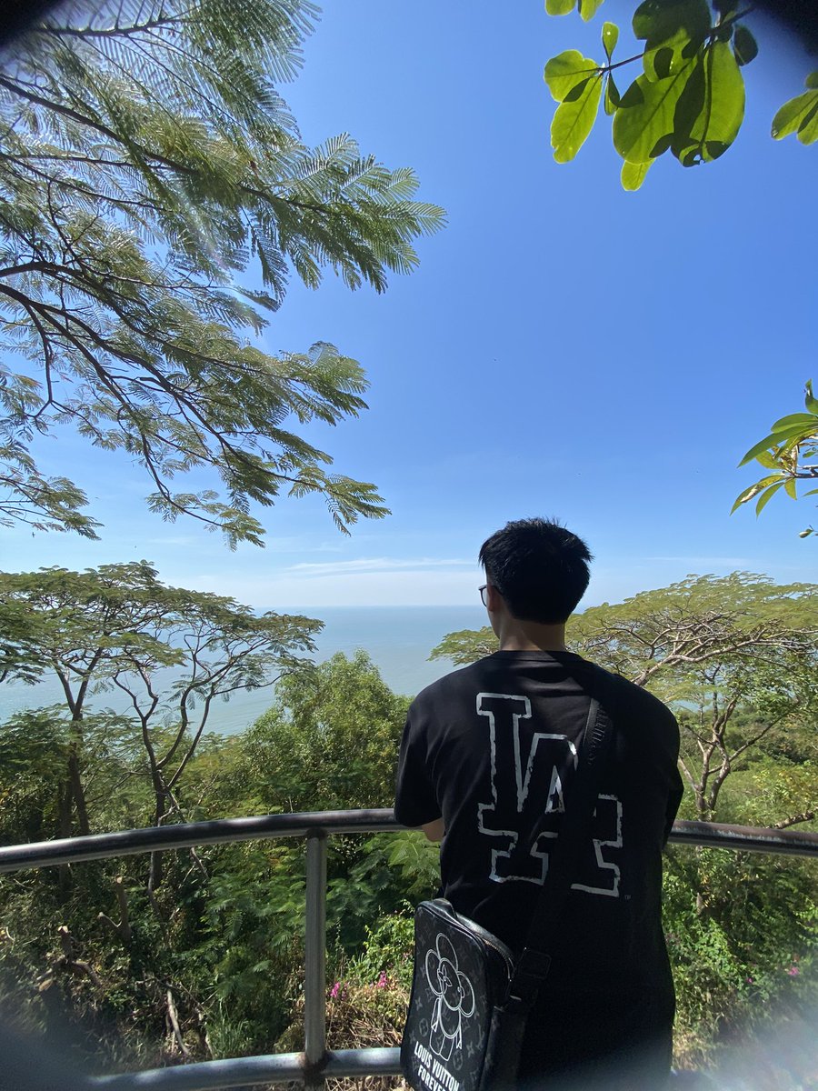 Kingmann2000's tweet photo. Thứ không thể quên được là gia đình, thứ không thể trở lại là thanh xuân… https://t.co/DR29rcNPCH