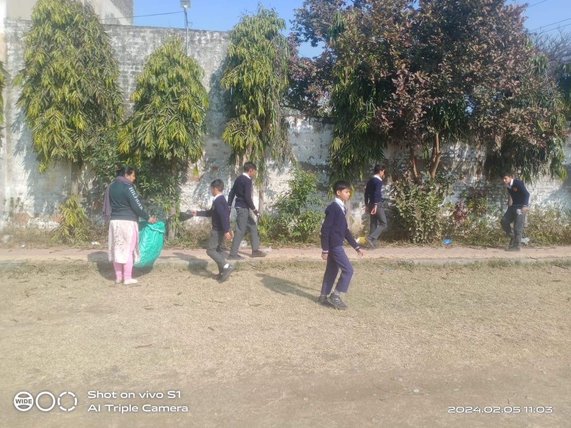McJalandhar's tweet image. 5 feb 2024 Under the campaign &quot;Plastic waste collection&quot; Conducted at New model School Birring
Ploughing of plastic waste and being aware of the students stop to use plastic waste with students and teaching staff Aman cf and Motivators MC Jalandhar
#pmidc #SwachhSurvekshan2024