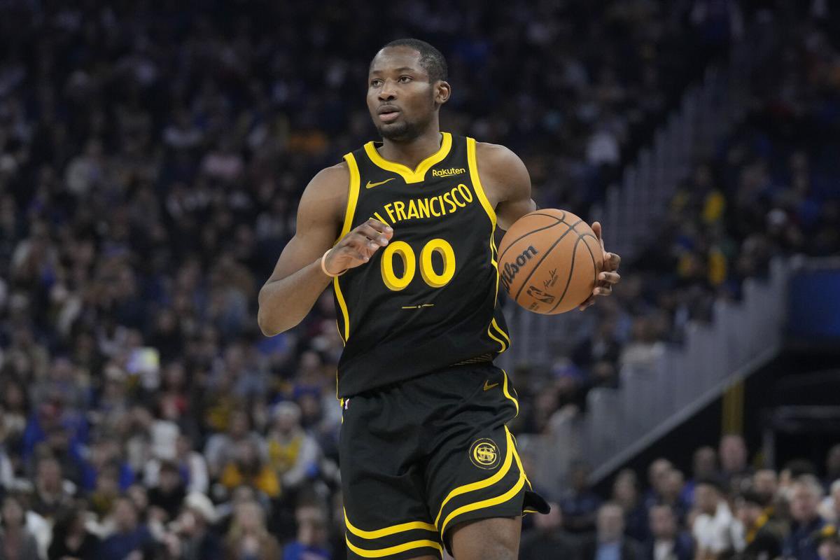 LOCK: Jonathan Kuminga OVER 19.5 points 🔒

Getting ahead on this because this line is too low. 76ers have been AWFUL defensively without Embiid and Batum is OUT and Green/Wiggins are Questionable.

Warriors on first night of B2B, expect Kerr to rely more on the younger guys.