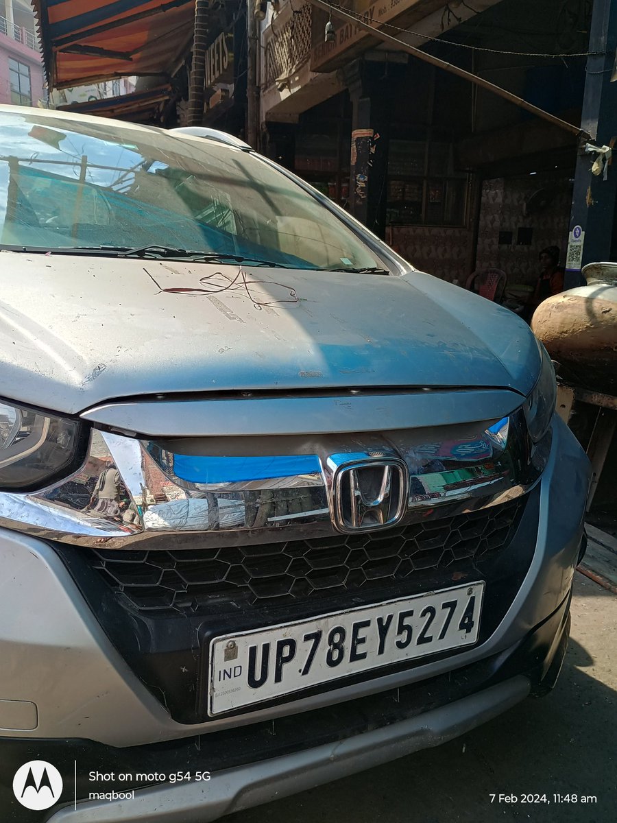 MAQBOOL96ANSARI's tweet photo. Sir ye car mere Ghar ke gate ke saamne khadi hai .Maloom Kiya to raat se khadi hai .is wajah se kafi dikkat ho rhi .mujhe ek jagah Jana hai lekin car ki wajah se meri car nhi nikal pa rhi .plz immediately problem solve kare .@kanpurtraffic https://t.co/upXkXL5tqG