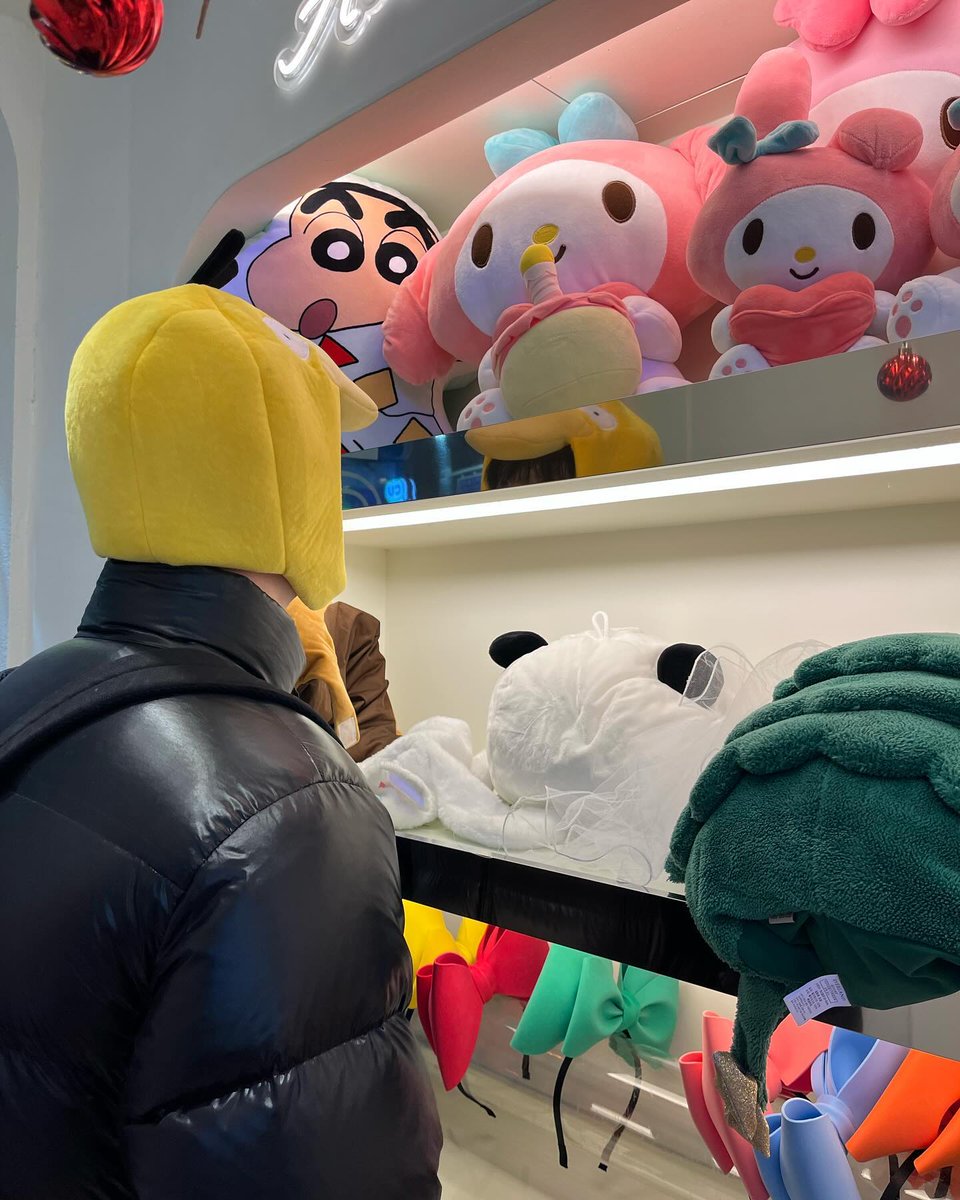 Kaengmeen's tweet photo. #⃟kangmeen

행복한 주말 보내기 끄읕 ❣️

Long weekend nih kalian jangan di rumah aja. https://t.co/P9G6HbNSns