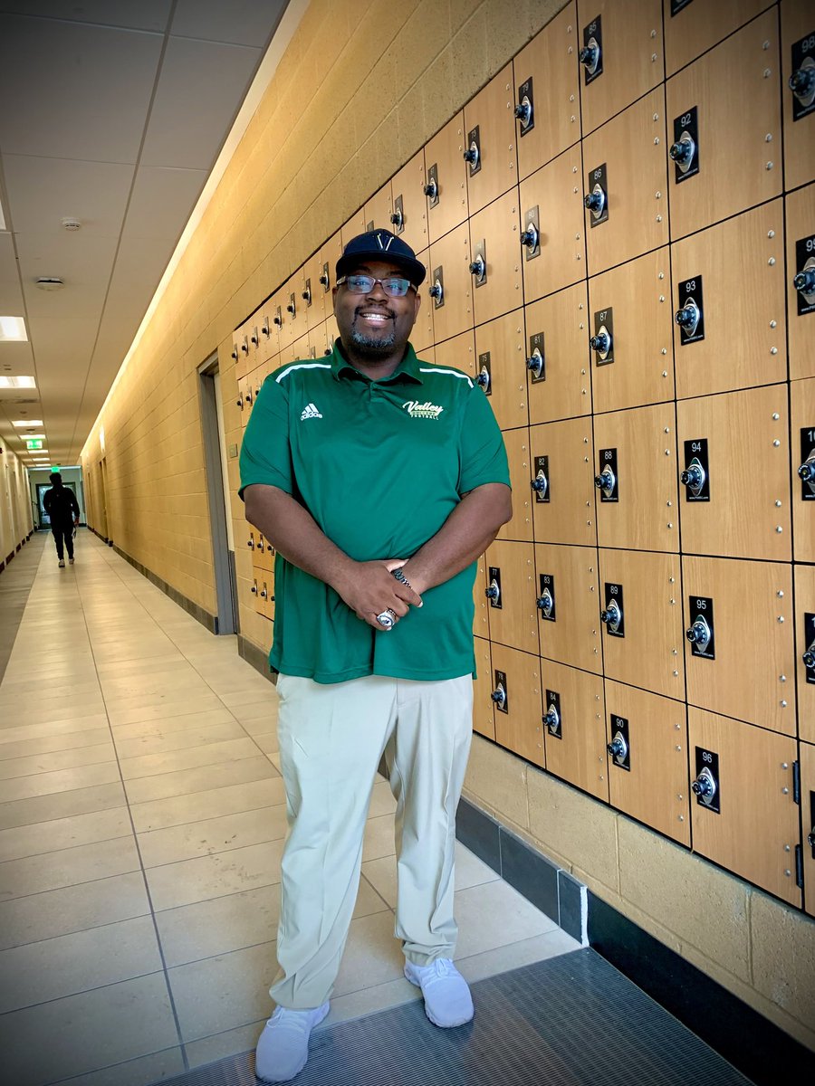 Coach Stanley “West” Burrage tweet media