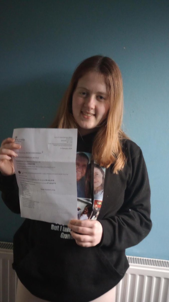 HertsAbility's tweet image. Celebrations are in order for Kayleigh, who absolutely aced her #DVSA #theorytest with flying colours, all thanks to the incredible support from #HertsAbility! 👏

Contact our friendly team to start your #driving journey! ⤵️

📧 driving@hertsability.org.uk

📲 01707 324 581