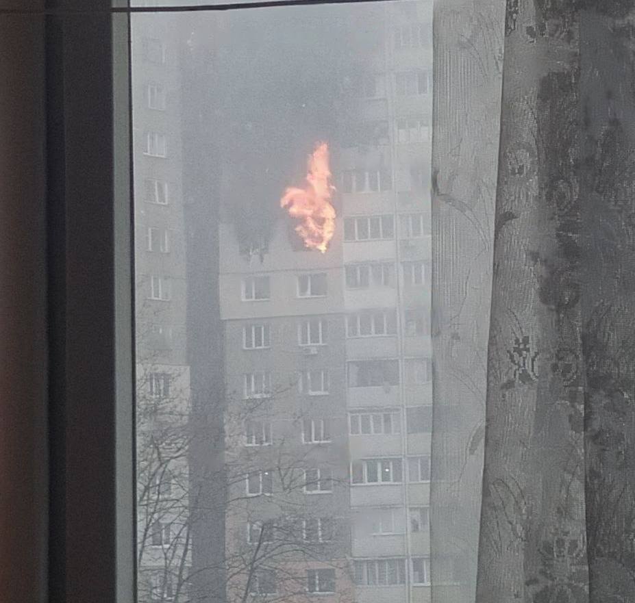 The morning started with an alarm. Unfortunately, there was a hit in a residential building in the area where my father lives. The alarm started when it was still dark outside and continues still, the dogs went to hide in the hallway after the first 💥 of the air defense system.