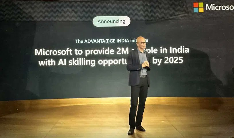 Microsoft to skill 2 mn Indians in AI, to further invest in country: Satya Nadella samacharam.in/microsoft-to-s… #samacharam #Microsoft #SatyaNadella #AI #SkillsTraining #TechInvestment #DigitalIndia #YouthEmpowerment #TechEducation #IndiaDevelopment #FutureTechnology