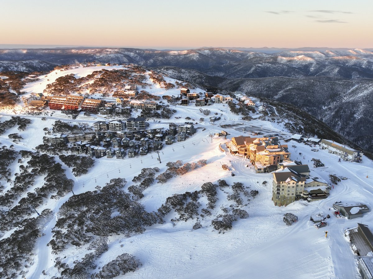 Make the most of this winter with the Pass pays for itself in 5 days! With unlimited access to Hotham, Falls Creek & Perisher, the Epic Australia Pass is the best way to lock in a winter packed full of adventure, fresh tracks & spring laps w/ friends👉bit.ly/Hotham-EAP24