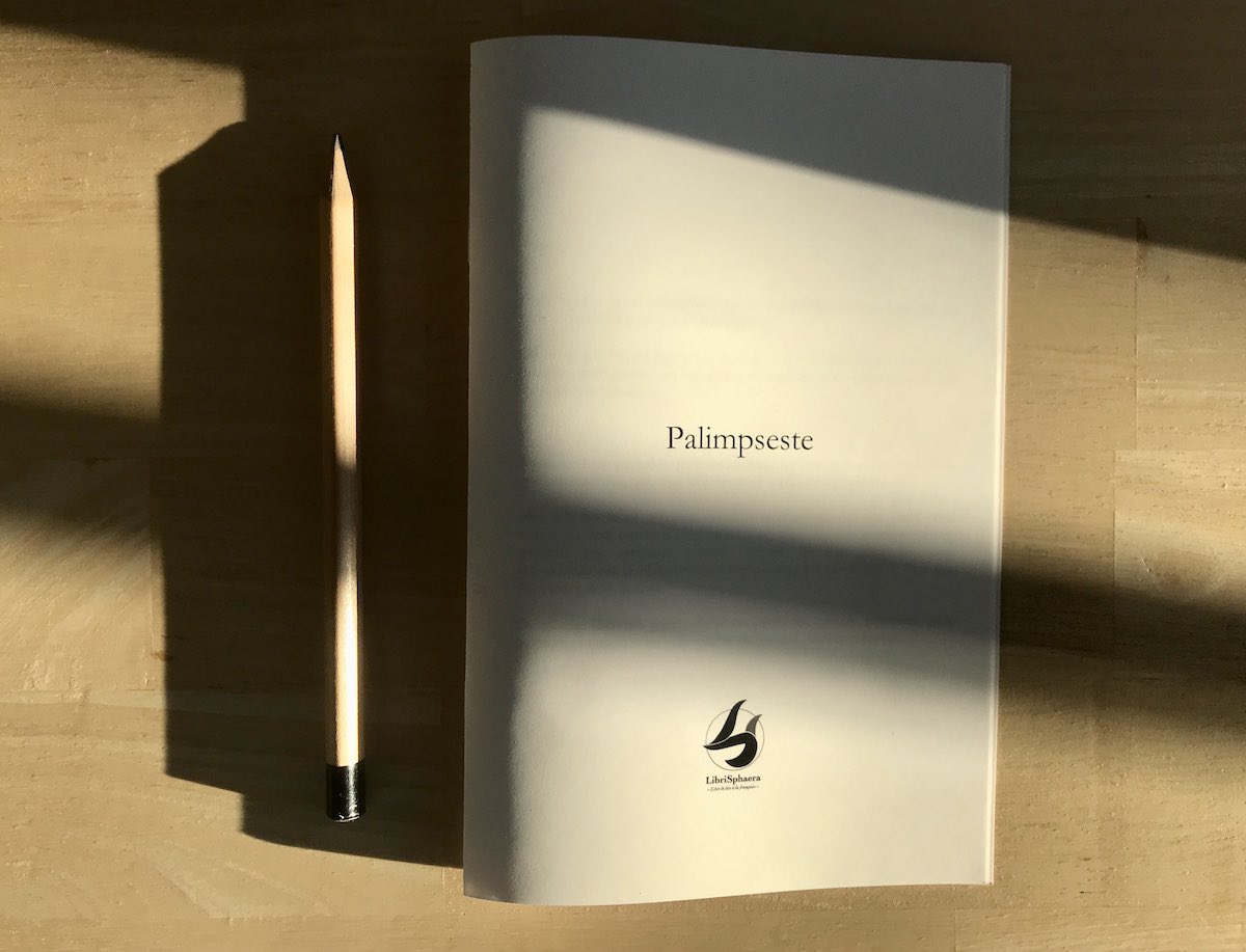 LibriManu's tweet photo. Quel est le cadeau idéal pour la ❤️Saint-Valentin❤️ ? Un ouvrage intégralement personnalisé grâce aux Palimpsestes de #librisphaera  !

📚En savoir plus📘👇
https://t.co/FHB84cpyMV

#LibriSphaeraFabrique   #LibriSphaeraManufacture  
#LibriSphaeraMaisonédition 
#MadeinFrance🇫🇷 https://t.co/SmvGgu44yj