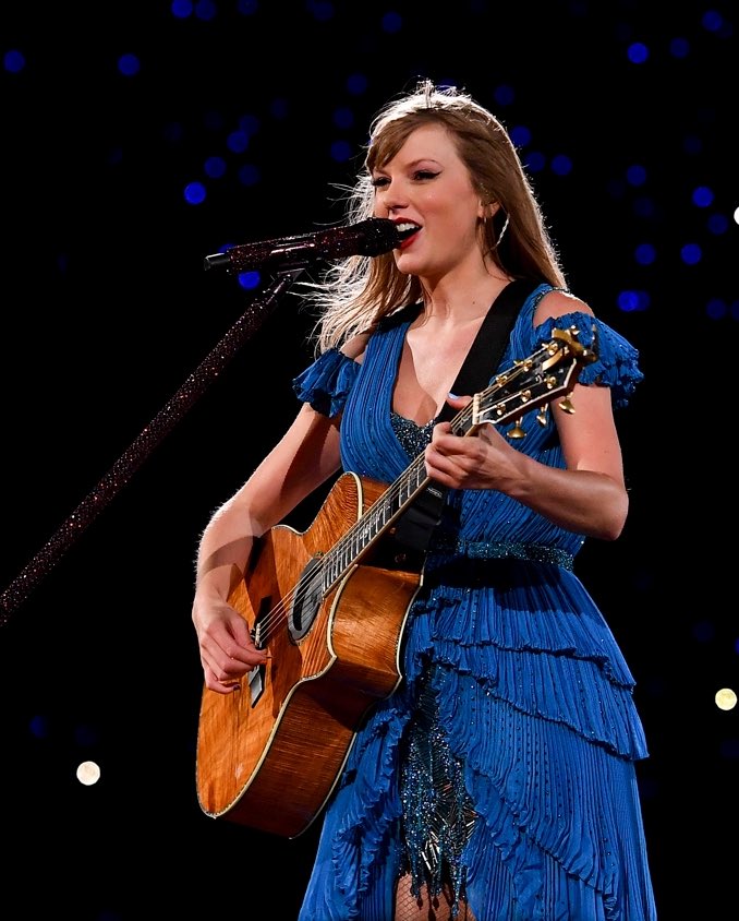 TSwiftNZ's tweet photo. 🎵 | Surprise song one is ‘Dear Reader’! #TokyoTSTheErasTour https://t.co/WiHPJw3mAX