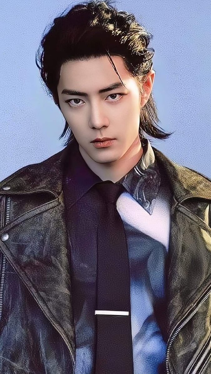 IceLezFem's tweet photo. Im back because of Xiao Zhan... ganun lang yun kasimple.. lol https://t.co/b2LIlRYc6b