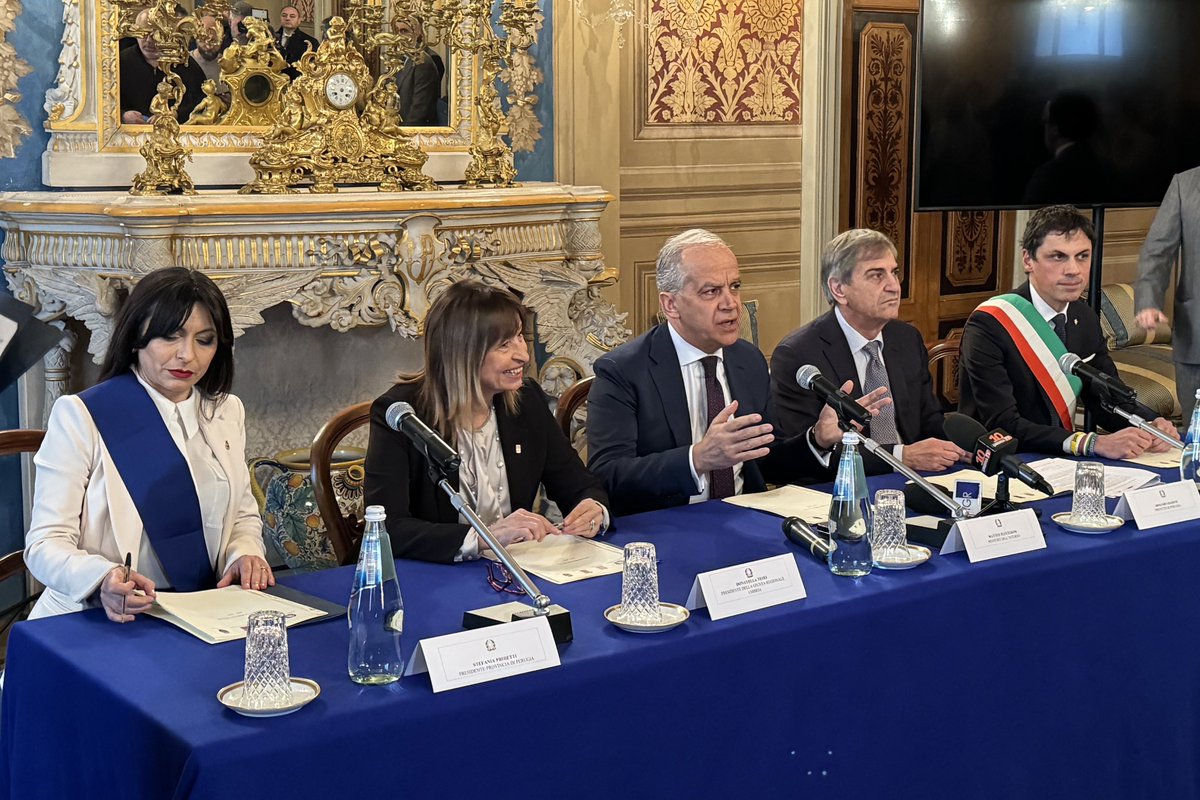 Il Ministro dell’Interno <a href="/Piantedosim/">Matteo Piantedosi</a> a #Perugia per sottoscrivere  il Patto per #PerugiaSicura 👮🏻🇮🇹