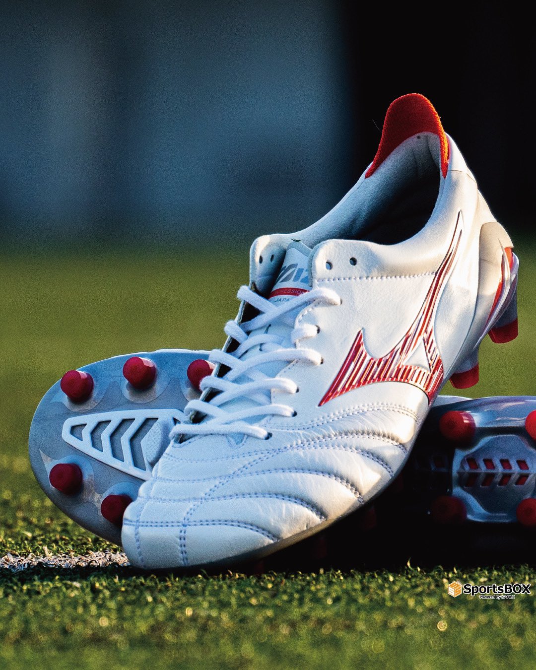 フットサルシューズ「MORELIA SALA」シリーズ発売｜ミズノ株式会社