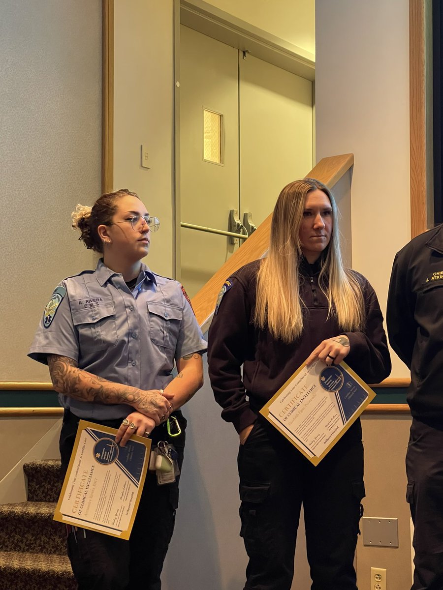 StratfordEMS1's tweet photo. congratulations to our staff recognized by Bridgeport Hospital for Excellence in Clinical Care last night. Medics Egan & Maull, EMT Rivera and Stratford FD for their strong work on a cardiac arrest and and on a STEMI! Great work by all! #stratfordems #sems #svemsa #semstec https://t.co/fVUEf3fxYC