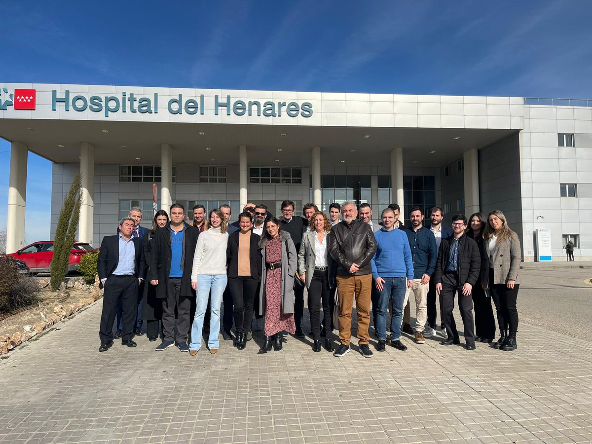 SomosSacyr's tweet photo. Descubre el proyecto Hospital Cognitivo🏥

👩‍💻Utilizamos innovaciones como #IA, #BIM o #BigData para la gestión y construcción de hospitales, lo que nos permite optimizar procesos, mejorar la eficiencia energética y reducir la huella #medioambiental

📌https://t.co/zqEd7KsXf6 https://t.co/rPEOlRyBFh