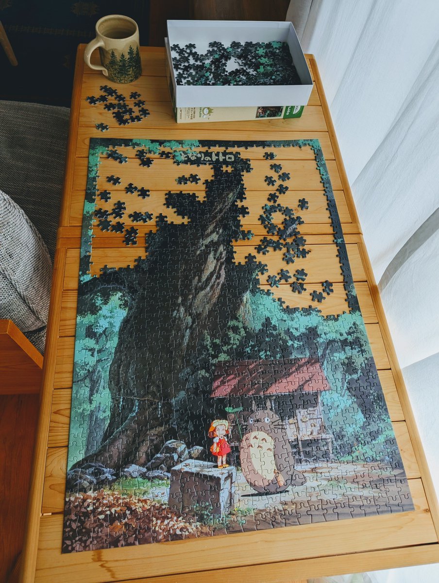 lukethecomposer's tweet image. In preparation for the little one coming in May I moved my studio downstairs to this very cozy corner!! My monitors have actually never sounded better 😌

I&apos;m also closer to my puzzle haha. This cute 1000 piecer has been quite tough, and I&apos;m loving every minute of it!!